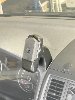 Adapter VW smartphone holder to Quad Lock